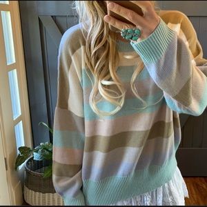 📂 Striped Cozy Crew Neck Sweater